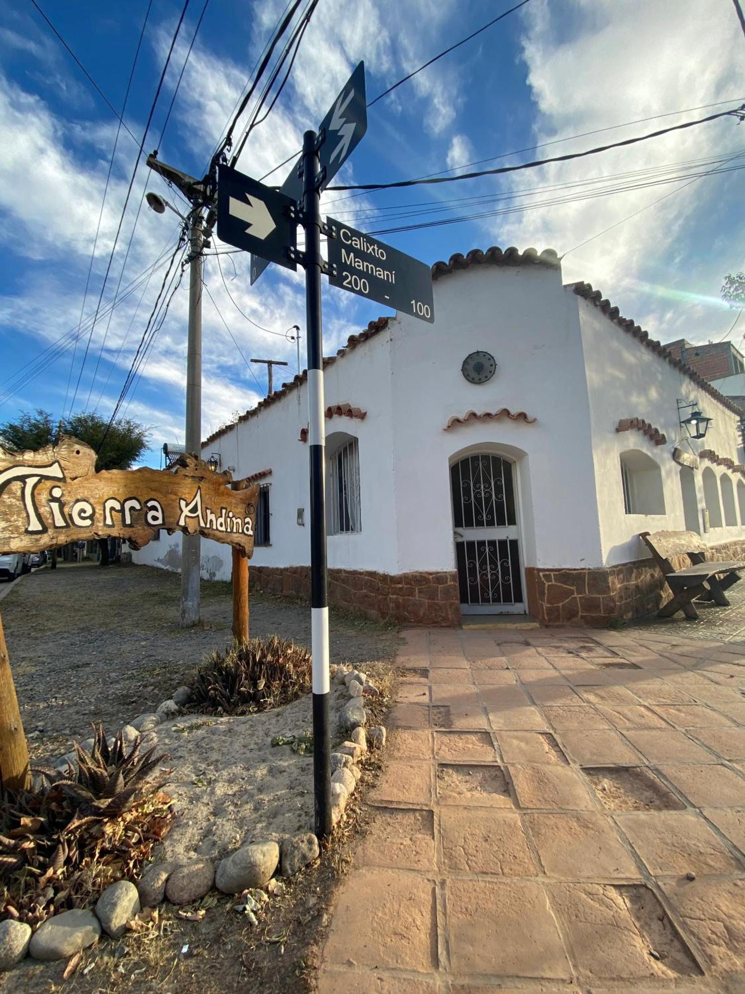Hostal Tierra Andina Cafayate Exteriör bild