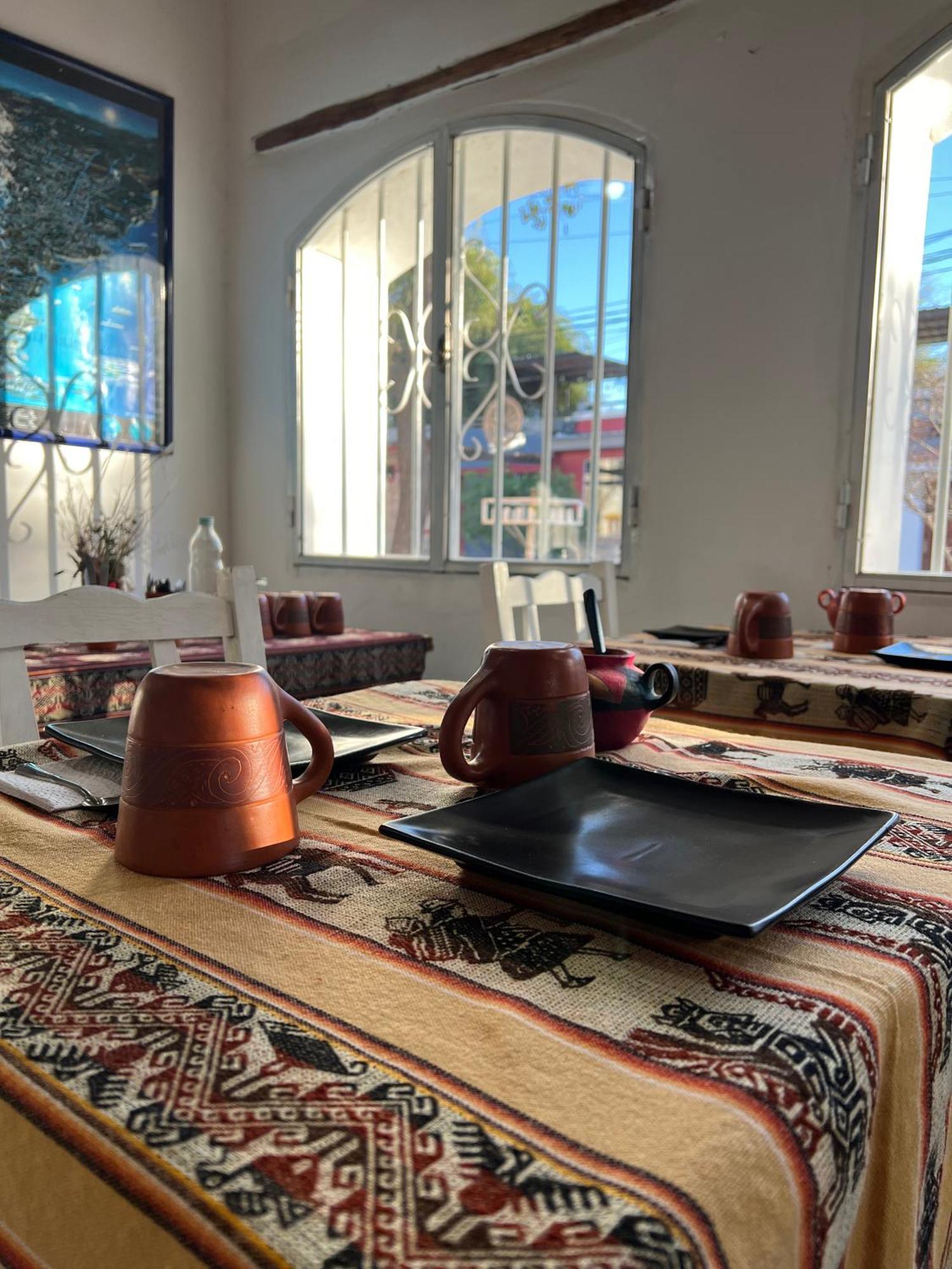 Hostal Tierra Andina Cafayate Exteriör bild