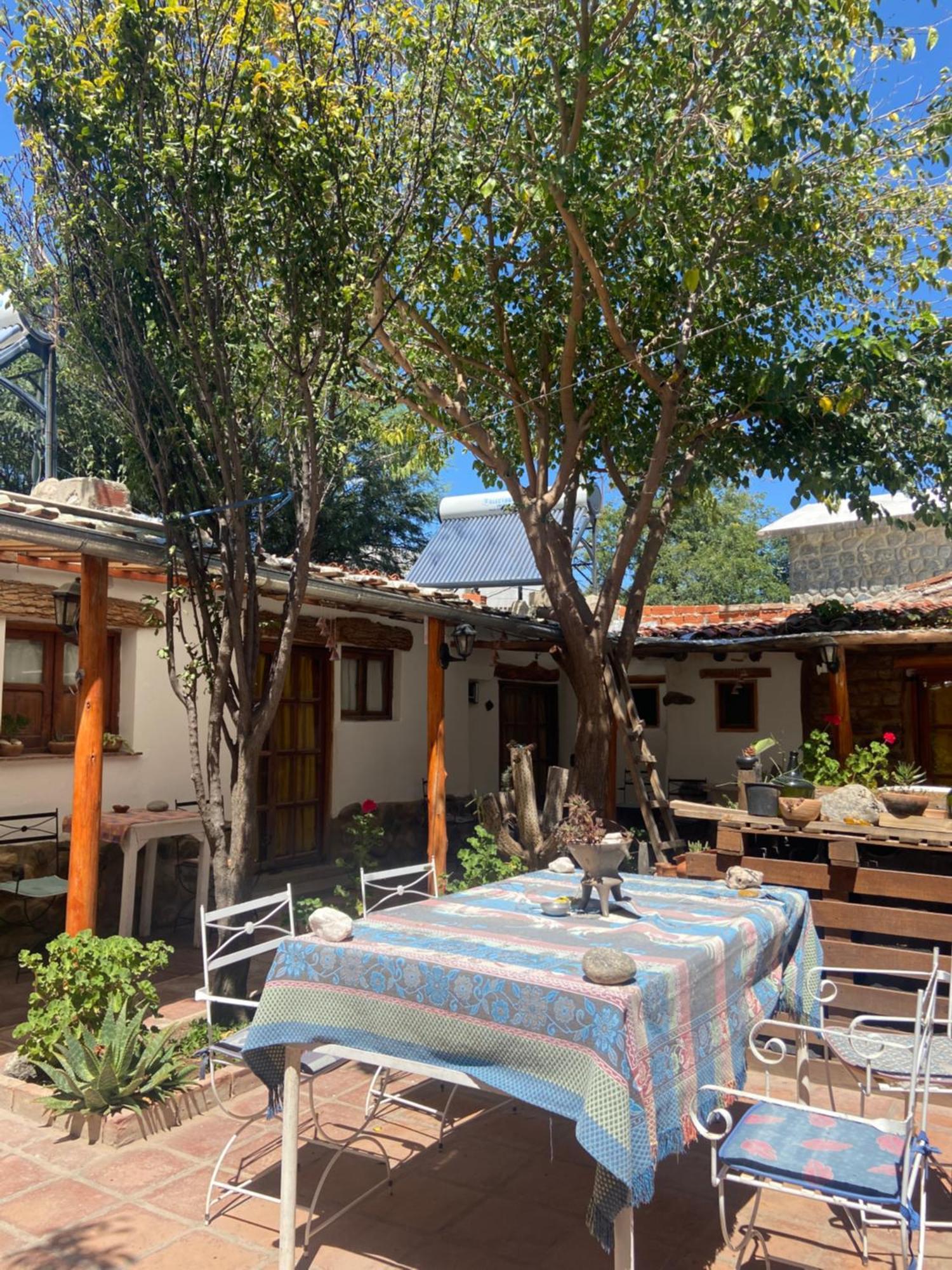 Hostal Tierra Andina Cafayate Exteriör bild